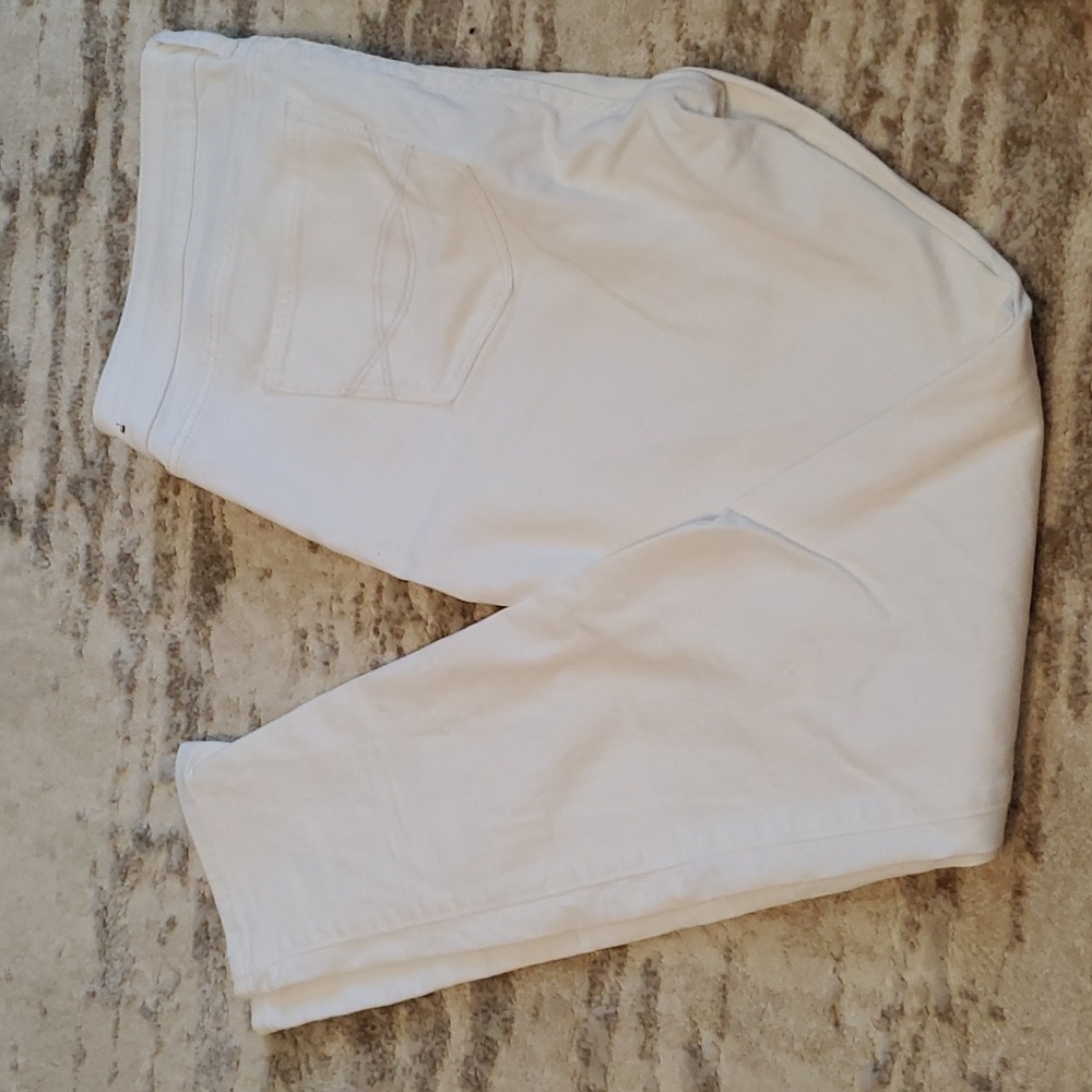 Abercrombie white skinny jeans